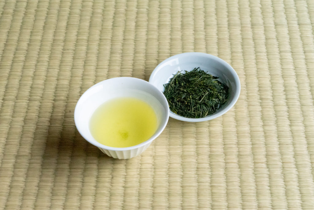 土佐茶のひすいと茶葉